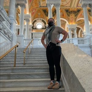 Meet your Posher, Jana